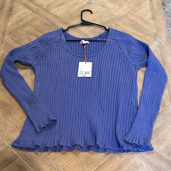 Knox Rose Ribbed Blouse in Deep Blue - Picture 1 of 4